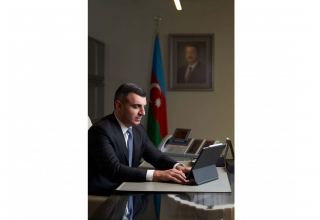 Governor of Central Bank of Azerbaijan talks closure of local banks