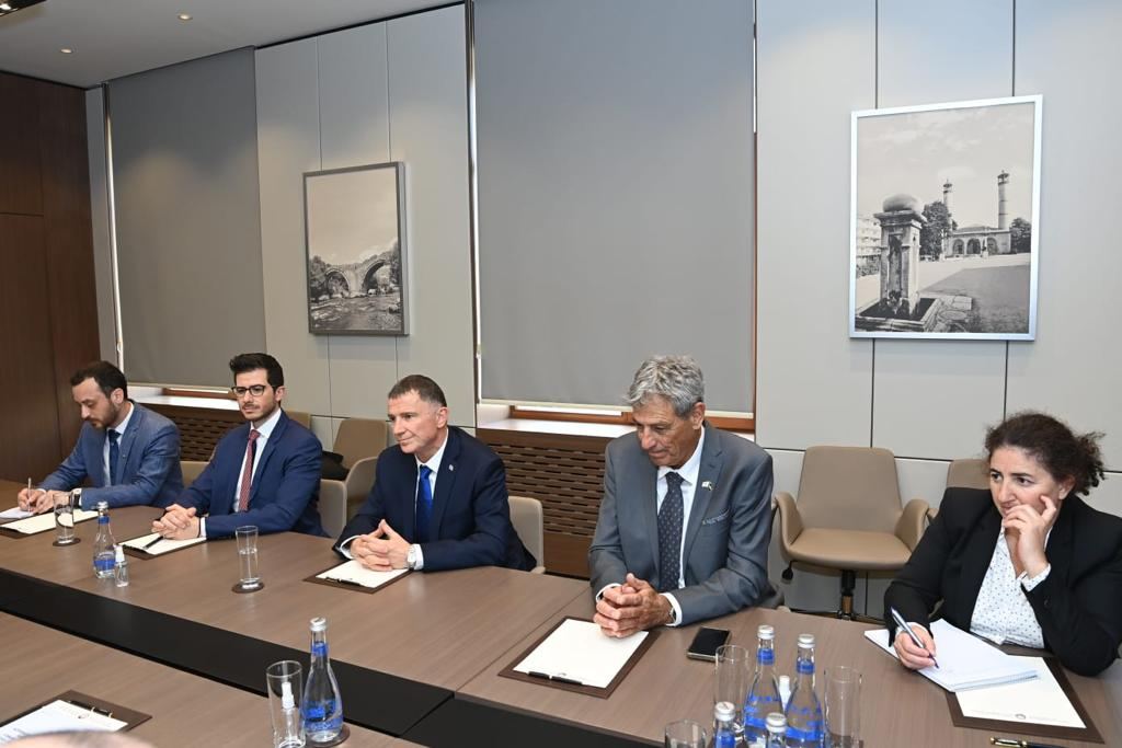 Azerbaijani FM receives delegation from Knesset of Israel (PHOTO)