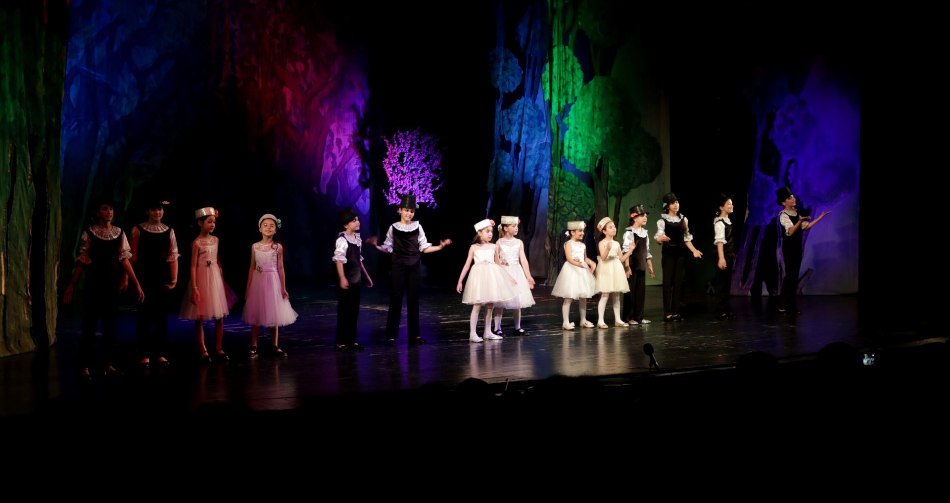 Dövlət Uşaq Filarmoniyasında “Sizi gözləyirik” adlı konsert proqramı baş tutub (FOTO)