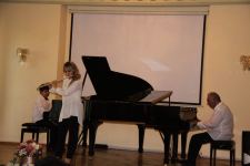 Преемственность поколений и традиций - авторский концерт Джахангира Зульфугарова в Баку (ФОТО)