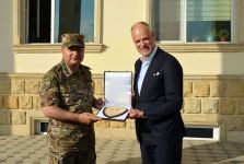 Министр обороны Венгрии побывал в Н-ской воинской части в Азербайджане (ФОТО)