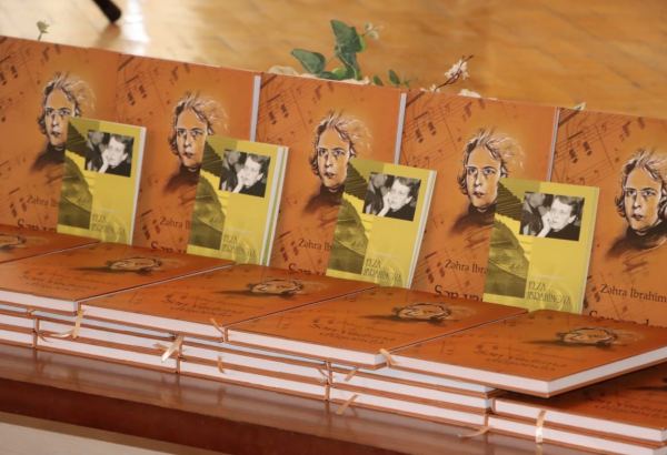 "Вспоминая тебя"… В Баку представлена книга, посвященная композитору Эльзе Ибрагимовой (ФОТО)