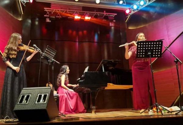"Musiqili səyahət" adlı konsert proqramı təqdim edilib (FOTO/VİDEO)
