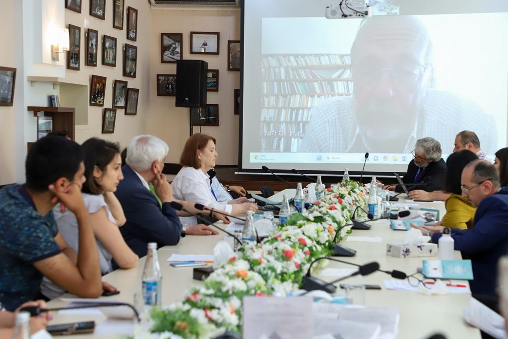 ADU-da “Heydər Əliyev: multikulturalizm və tolerantlıq ideologiyası” beynəlxalq elmi konfransı keçirilib (FOTO)