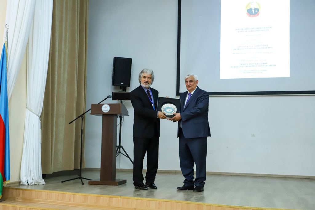 ADU-da “Heydər Əliyev: multikulturalizm və tolerantlıq ideologiyası” beynəlxalq elmi konfransı keçirilib (FOTO)