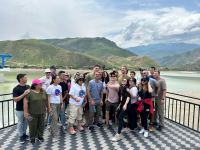 Группа зарубежных путешественников находится в Суговушане (ФОТО)