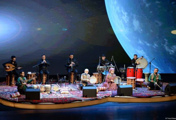 Heydər Əliyev Sarayında “Muğam aləmi” 6-cı Beynəlxalq Musiqi Festivalının açılışı olub (FOTO)
