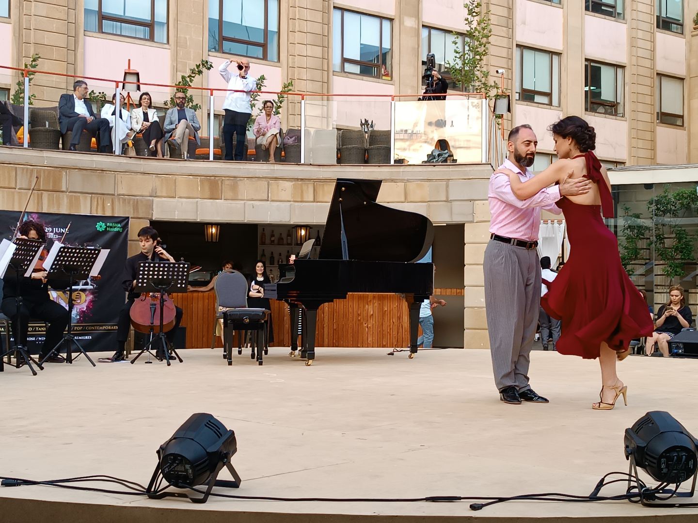 Зажигательное танго с ветерком в жарком Баку - Baku Piano Festival (ВИДЕО, ФОТО)
