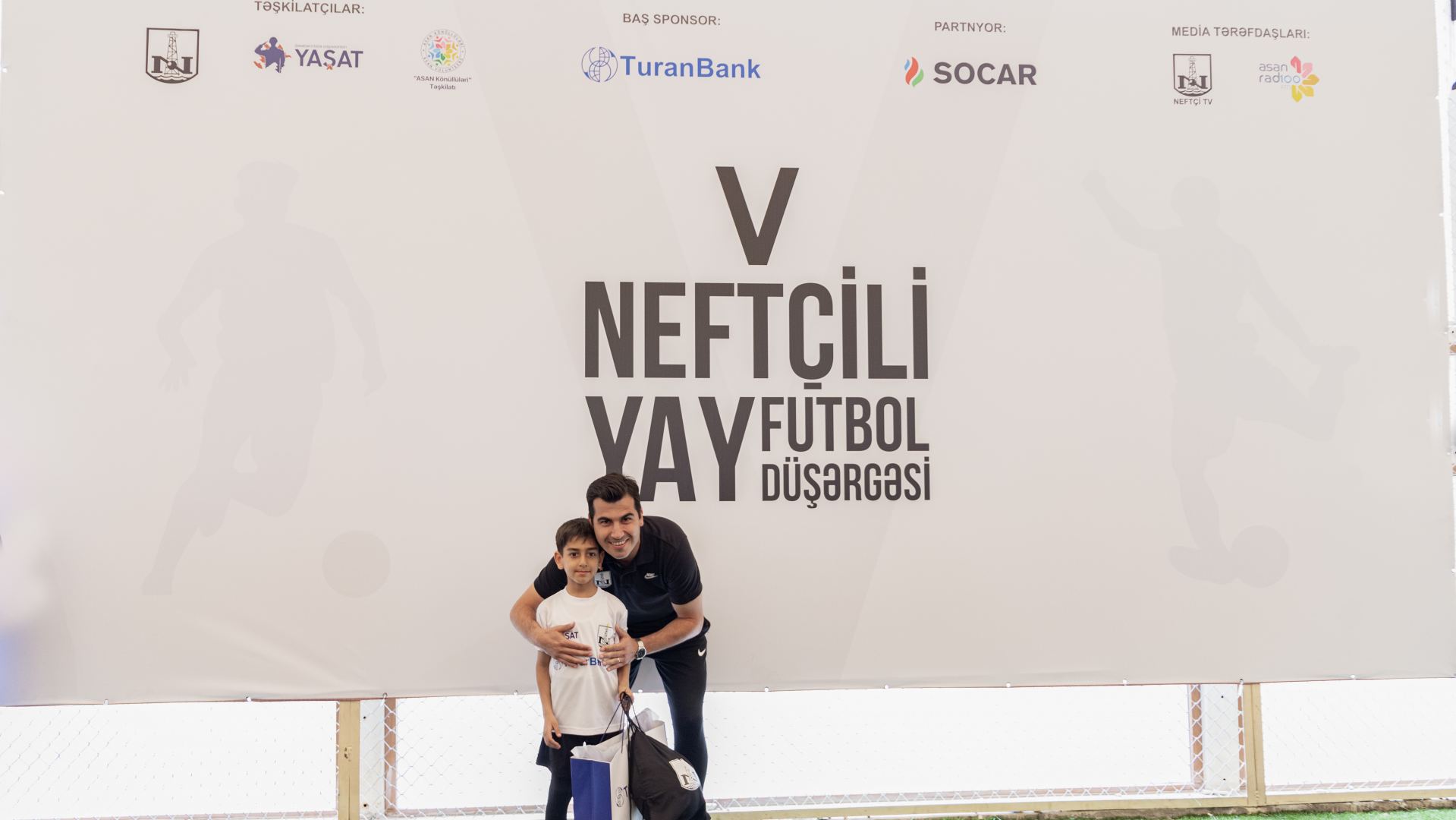TuranBank-ın dəstək olduğu “V Neftçili Yay Futbol Düşərgəsi”nə start verildi (FOTO)