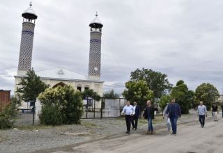 Чешские депутаты посетили Агдам (ФОТО)