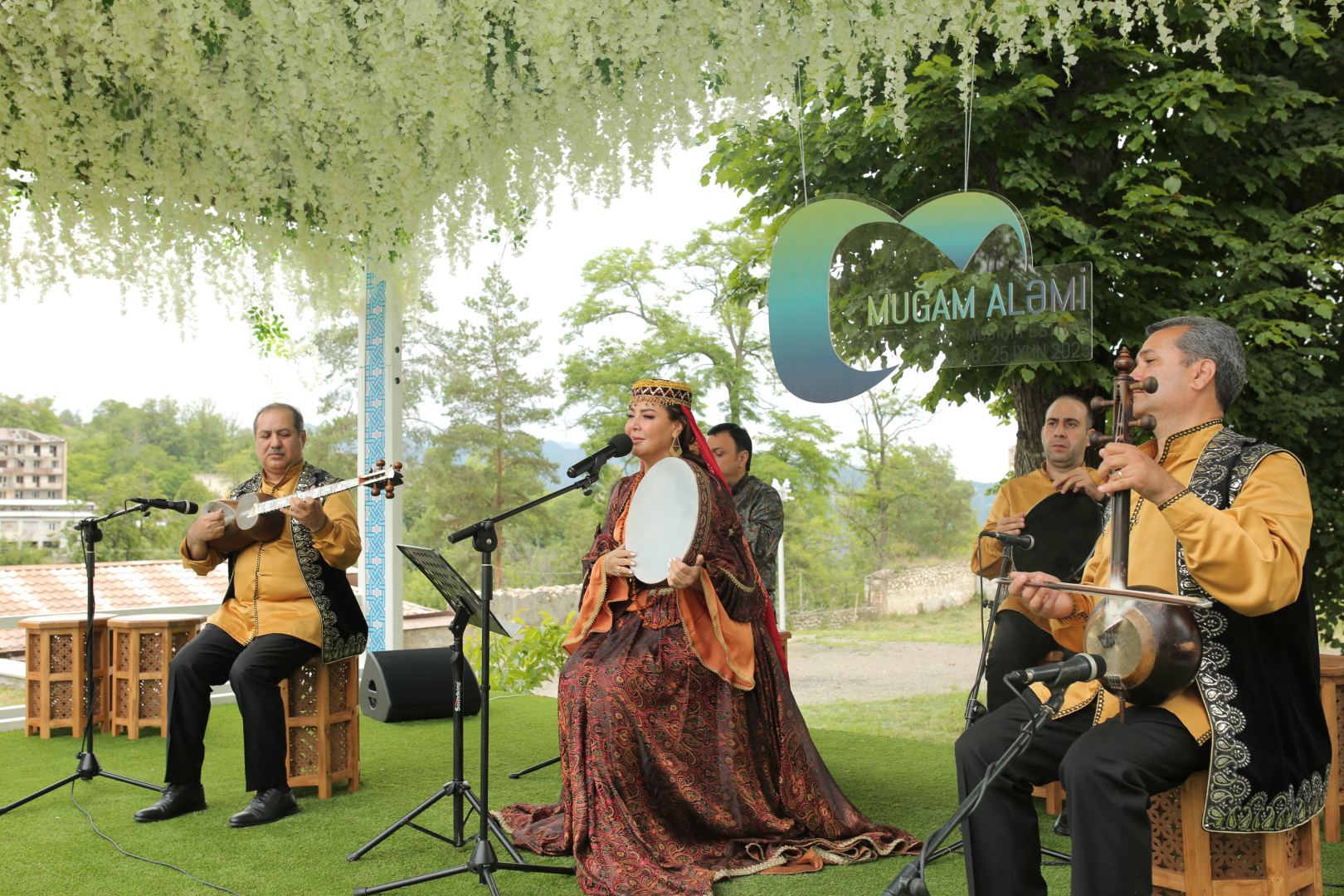Şuşada “Muğam aləmi” 6-сı Beynəlxalq Musiqi Festivalının konsert proqramı olub (FOTO)