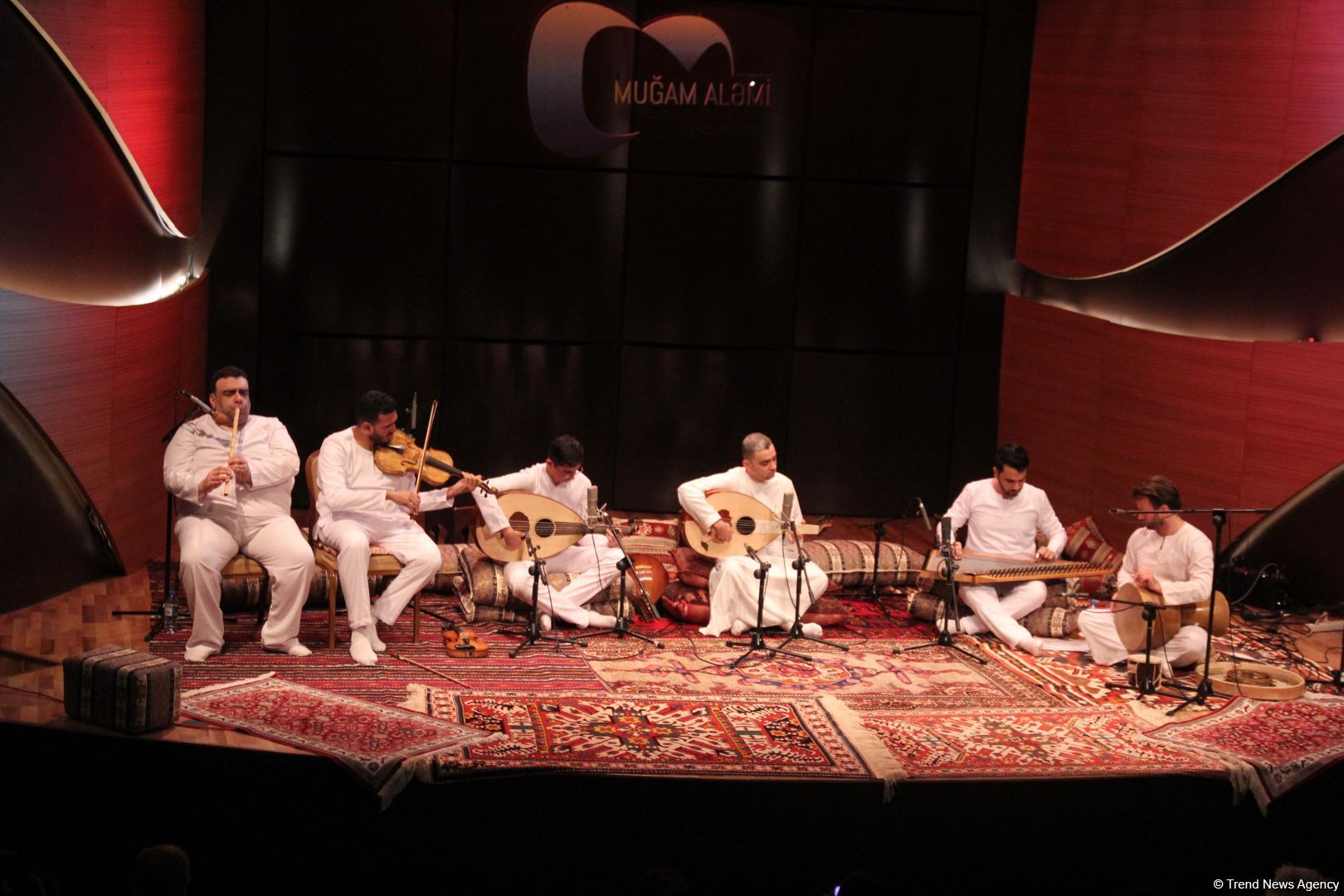 "Muğam aləmi" Beynəlxalq Festivalı çərçivəsində Misir, Hindistan və Yunanıstan sənətkarlarının çıxışları olub (FOTO/VİDEO)