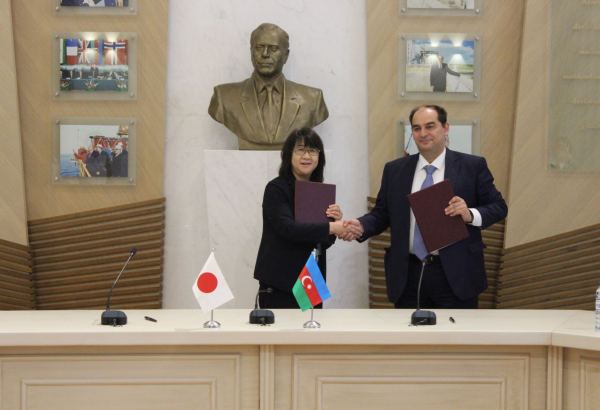 Azerbaijan Renewable Energy Agency, Japan's Komaihaltec sign memorandum (PHOTO)