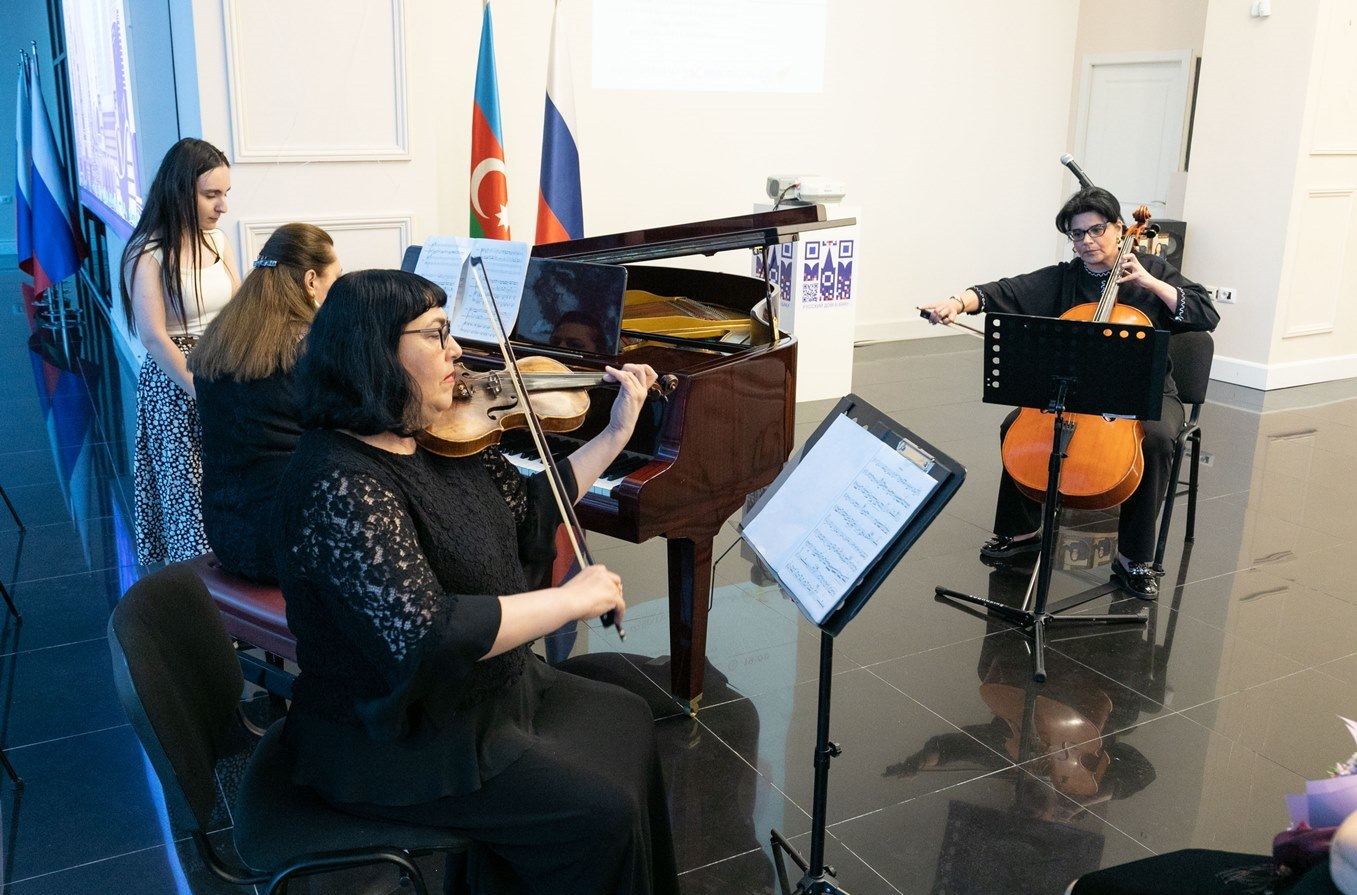 В Баку прошел творческий вечер композитора Гюльназ Абдуллазаде (ФОТО)