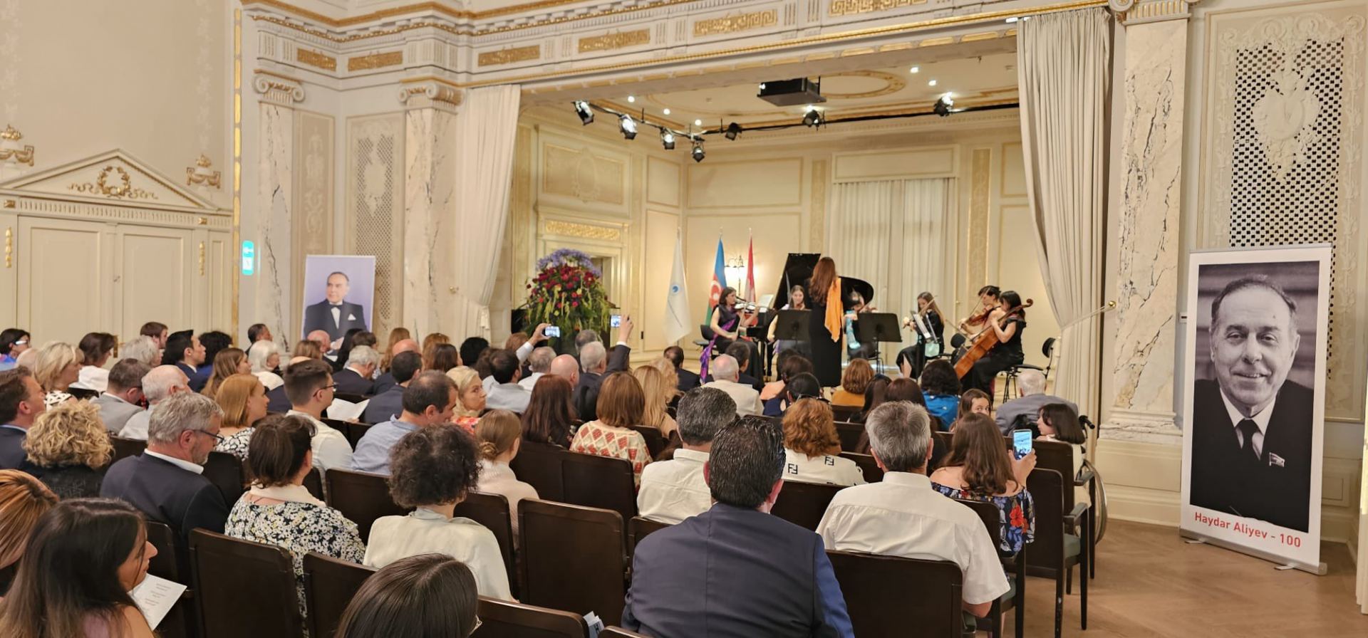 Concert dedicated to 100th anniversary of Great Leader Heydar Aliyev organized in Bern (PHOTO)