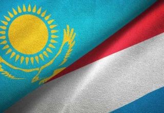 Kazakhstan, Luxembourg sign documents in transport, space co-op