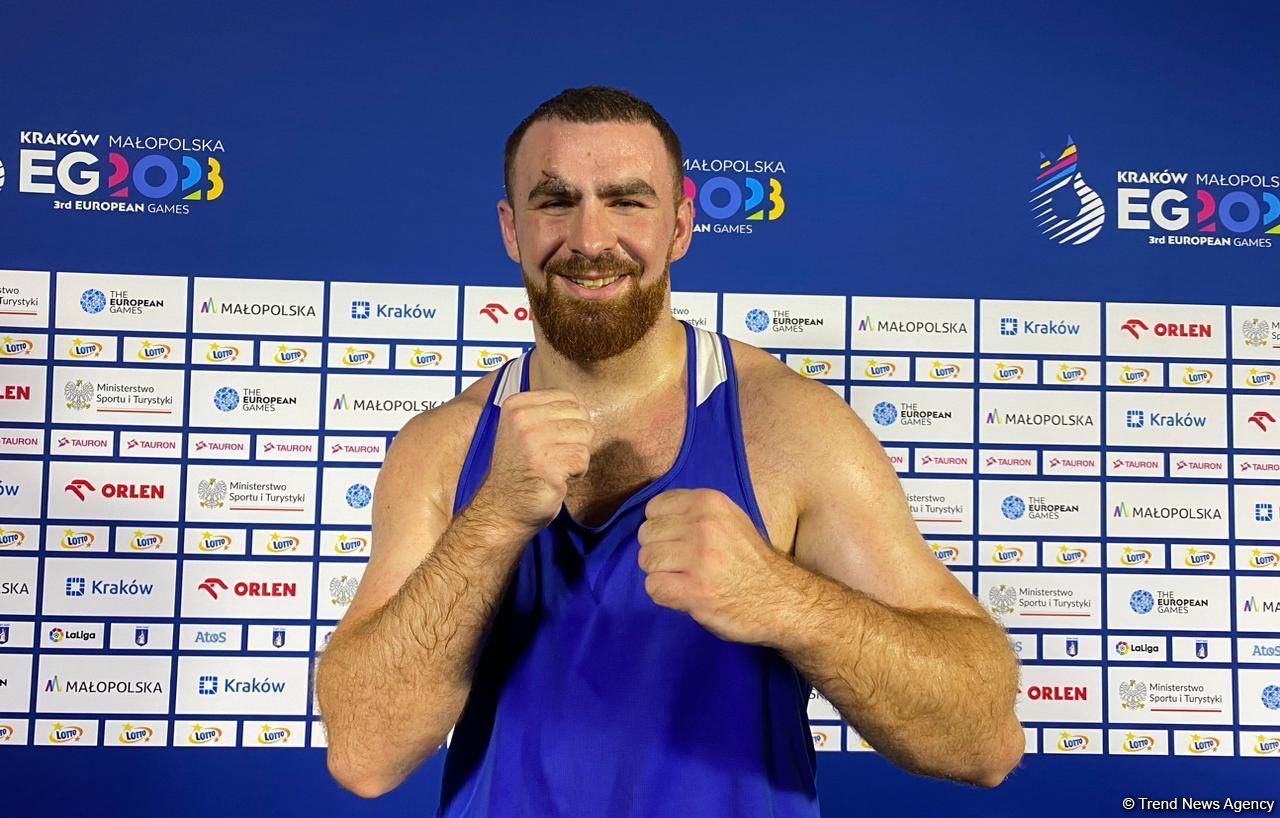Azerbaijani boxer reaches final, secures spot for Paris-2024