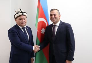 Азербайджан и Кыргызстан обсудили перспективы развития турсвязей