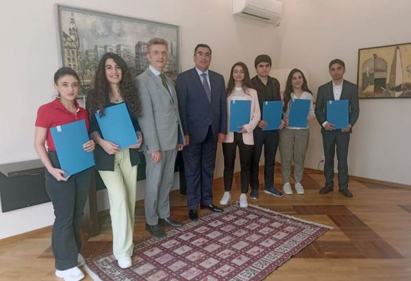 7 students of Baku Higher Oil School were awarded scholarships from the German government