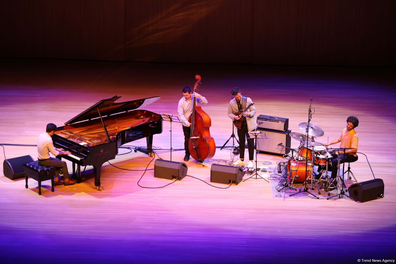 Открытие "Бакинских летних дней джаза" - отличное настроение, яркие эмоции и великолепная музыка (ФОТО/ВИДЕО)