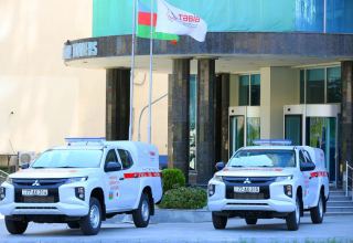 Azerbaijan receives ambulance cars from Japan