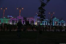 Путешествие в Аркадаг – футуристический оазис Туркменистана (ФОТО)