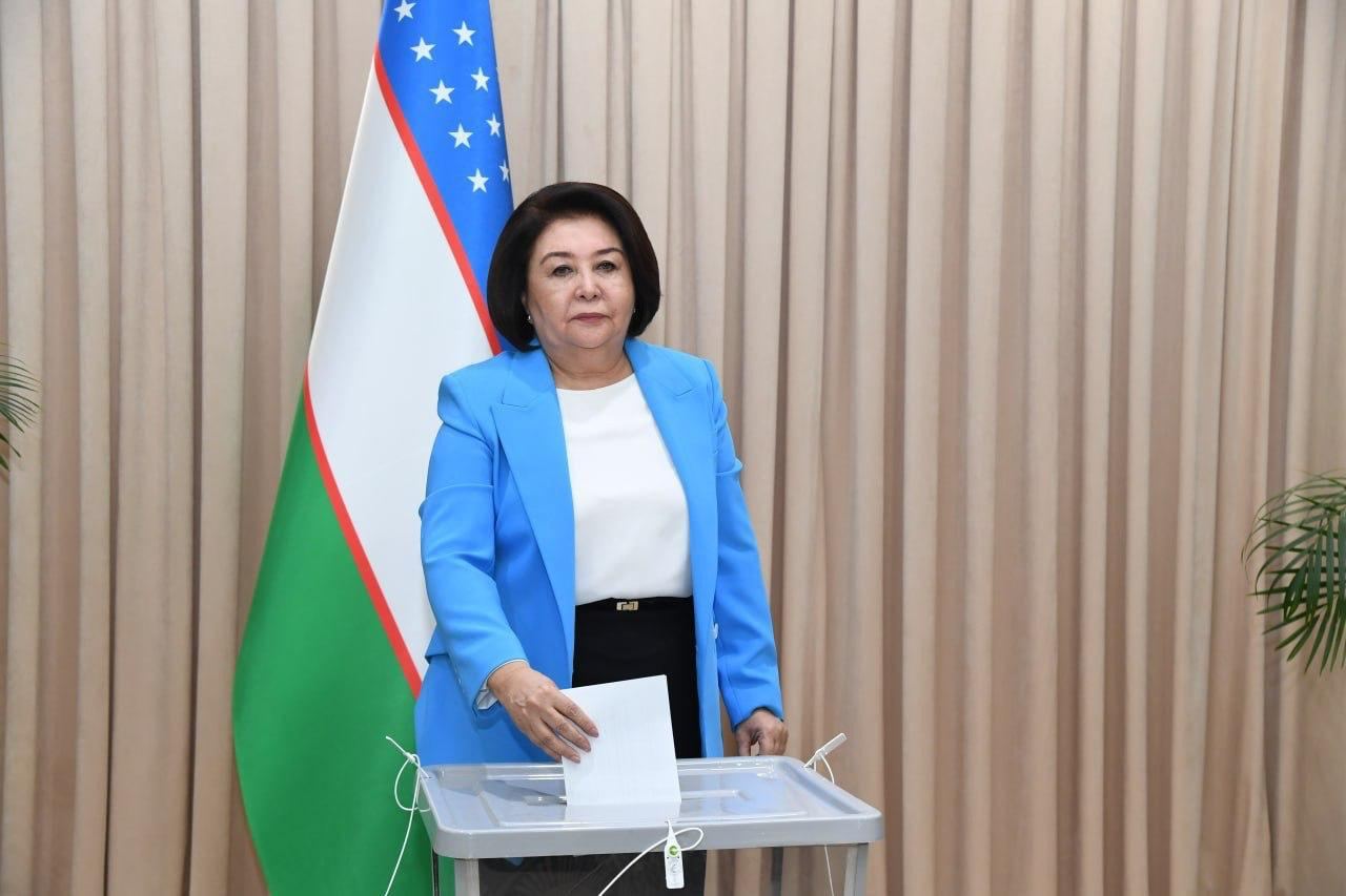 Presidential candidates in Uzbekistan vote in elections (PHOTO)