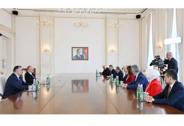 Президент Ильхам Алиев принял председателя Великого Национального собрания Турции (ВИДЕО)