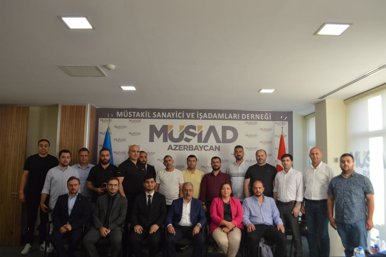 Представитель Кремниевой долины Турции и директор KOSGEB Kocaeli посетили "MÜSİAD Азербайджан" (ФОТО)