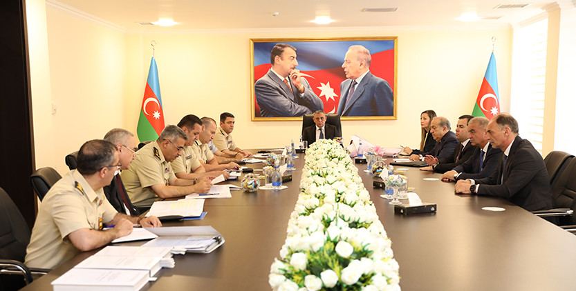 В Госслужбе Азербайджана состоялось совещание комиссии в связи с призывом на военную службу (ФОТО/ВИДЕО)