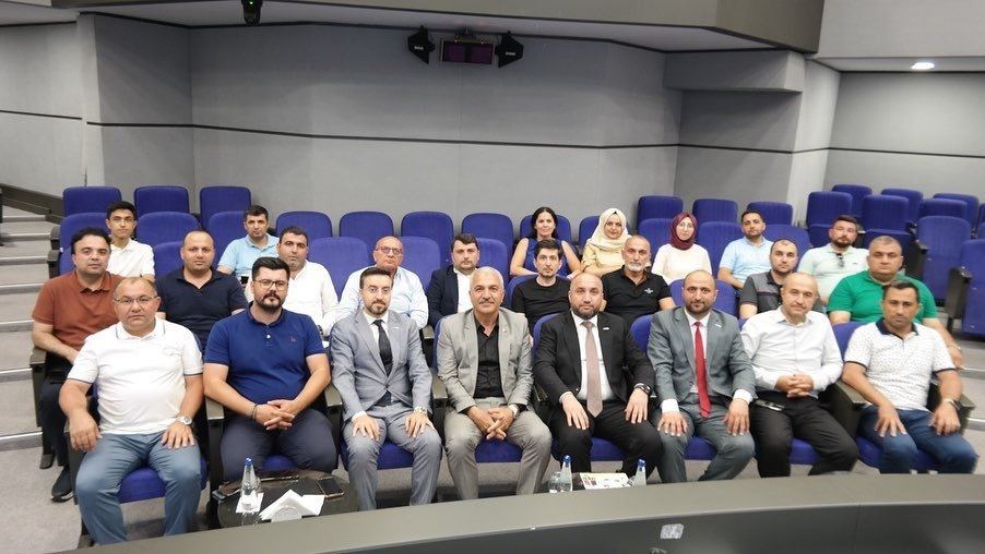 Делегация азербайджанских предпринимателей посетила отделение MÜSİAD в Гебзе (ФОТО)