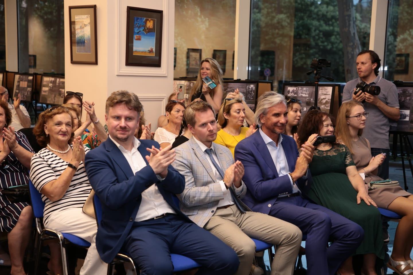 Теймур Кязымов и друзья – летний день мирового искусства в Баку (ФОТО)