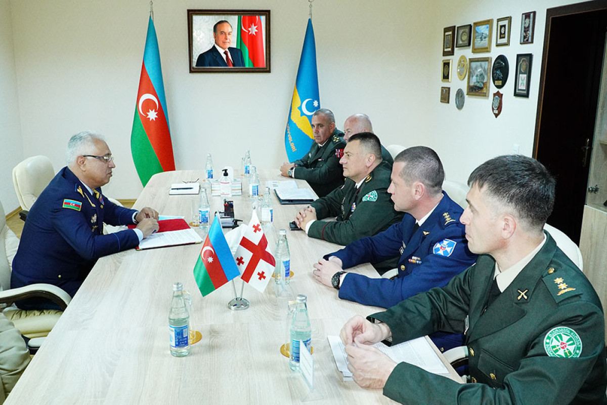 Representatives of Azerbaijani, Georgian MoDs hold meeting (PHOTO)