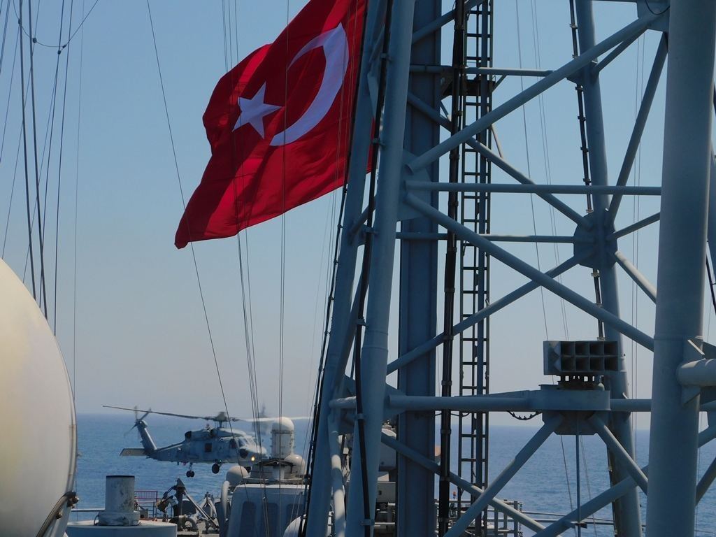 Aralıq dənizində Türkiyə-Yunanıstan-Britaniya birgə hərbi təlimləri keçirilib
