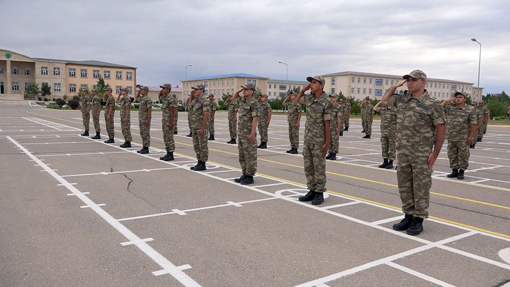 В Отдельной общевойсковой армии особое внимание уделяется подготовке молодых солдат - Минобороны Азербайджана