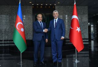 Азербайджан и Турция обсудили расширение экономического сотрудничества