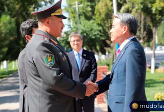 Министр обороны Южной Кореи находится с визитом в Узбекистане