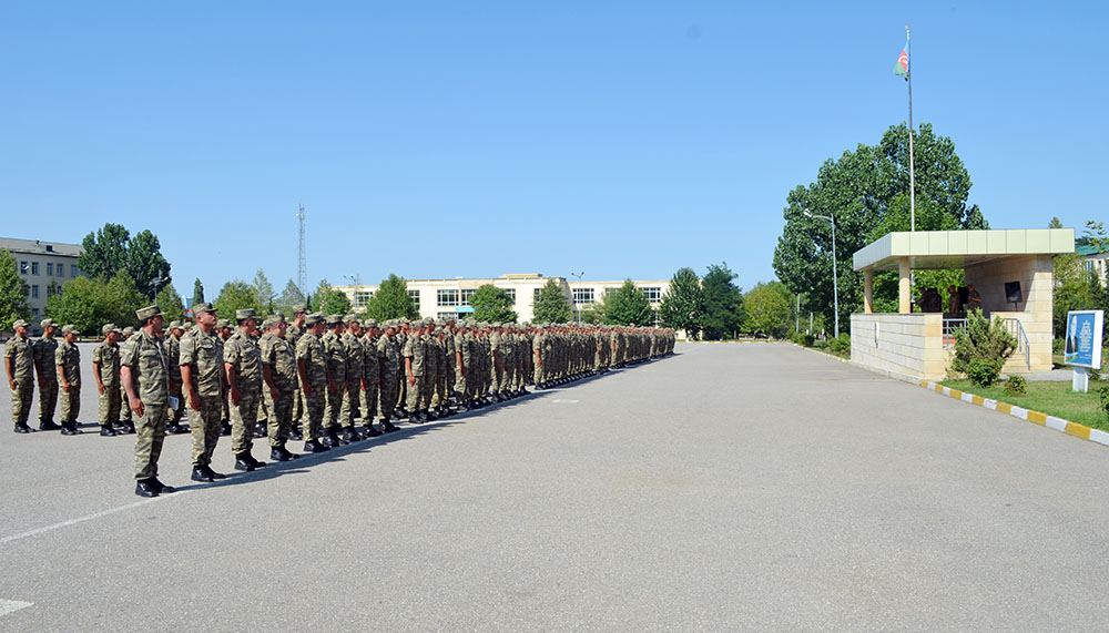 Chief of Azerbaijani Armed Forces' General Staff visits units set up within NATO Operational Capabilities Concept (PHOTO)