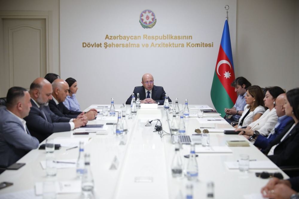 В Азербайджане обсуждены вопросы восстановления памятников, находящихся в аварийном состоянии