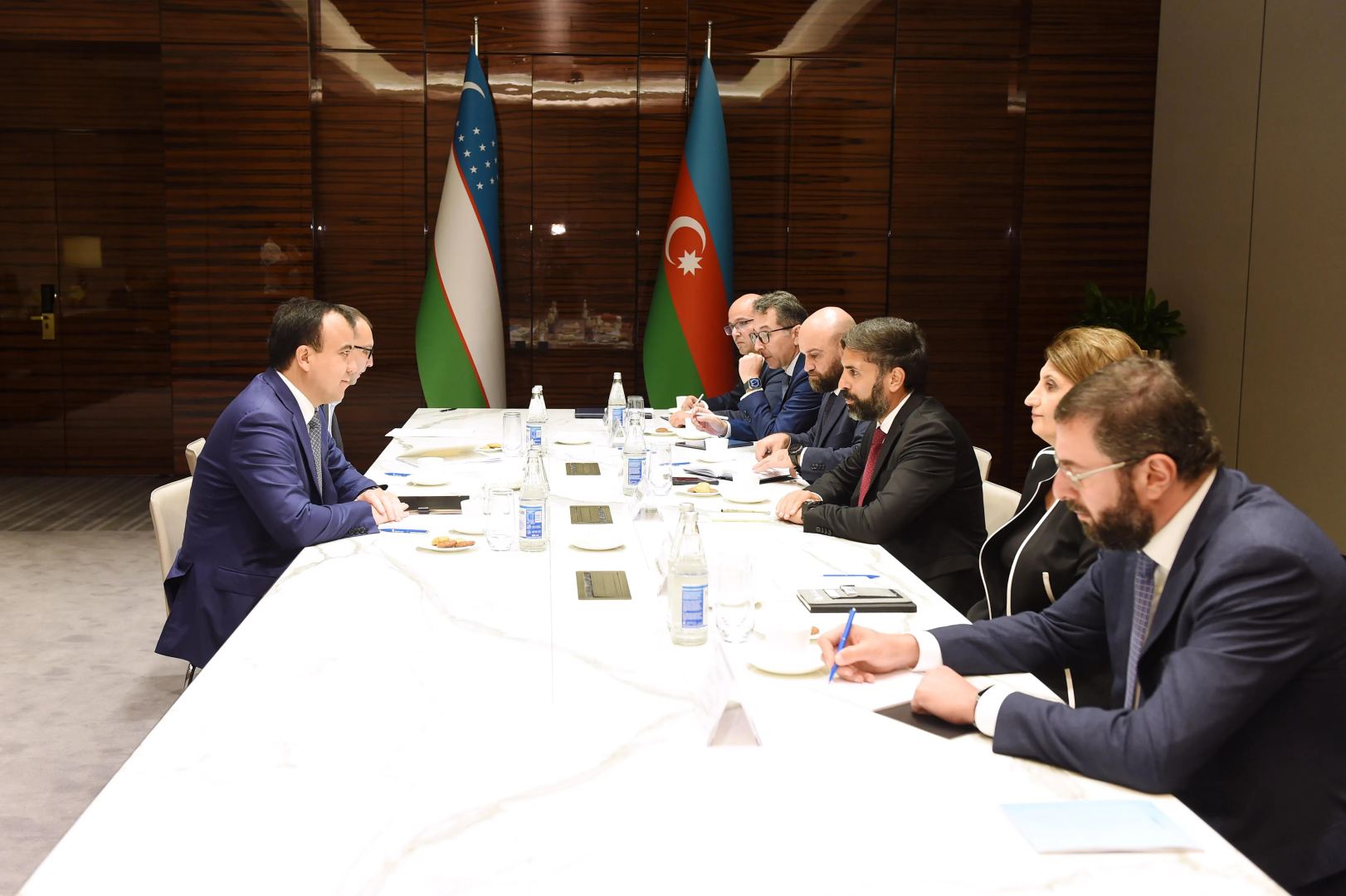 SOCAR и «Узбекнефтегаз» подписали соглашение о разработке совместных проектов