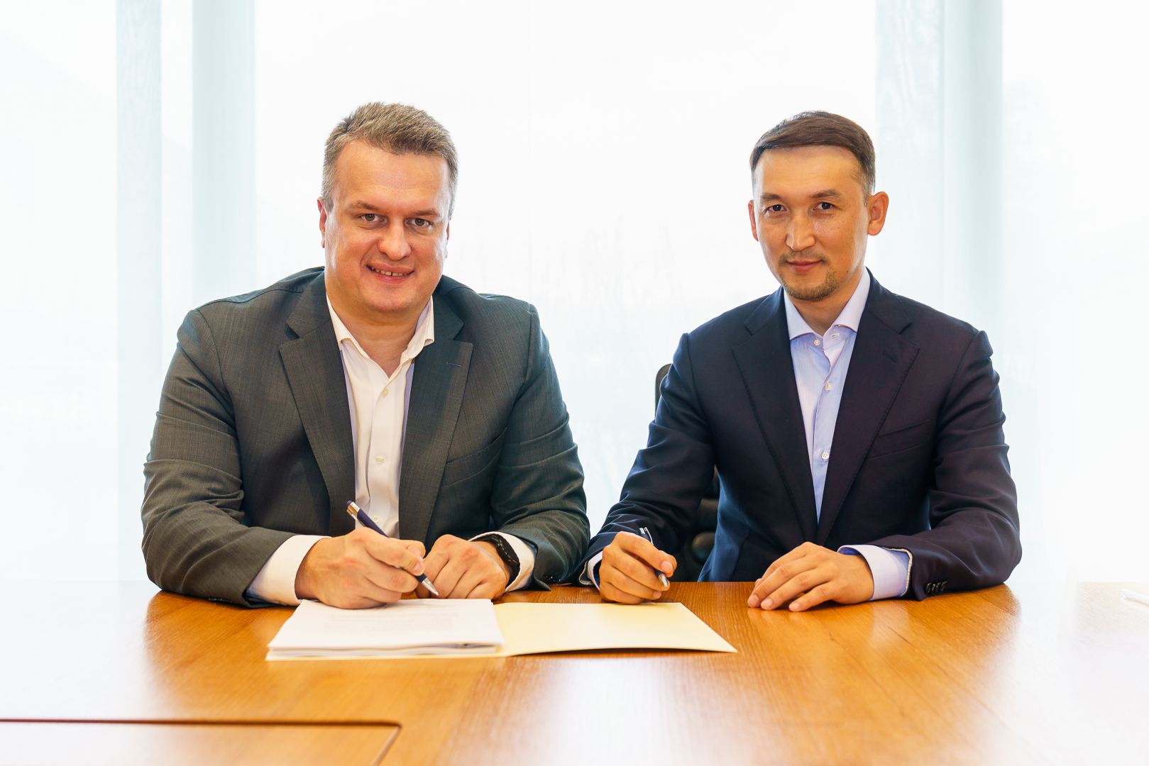 AzerTelecom and Kazakhtelecom established a joint venture within the Trans-Caspian Fiber Optic project