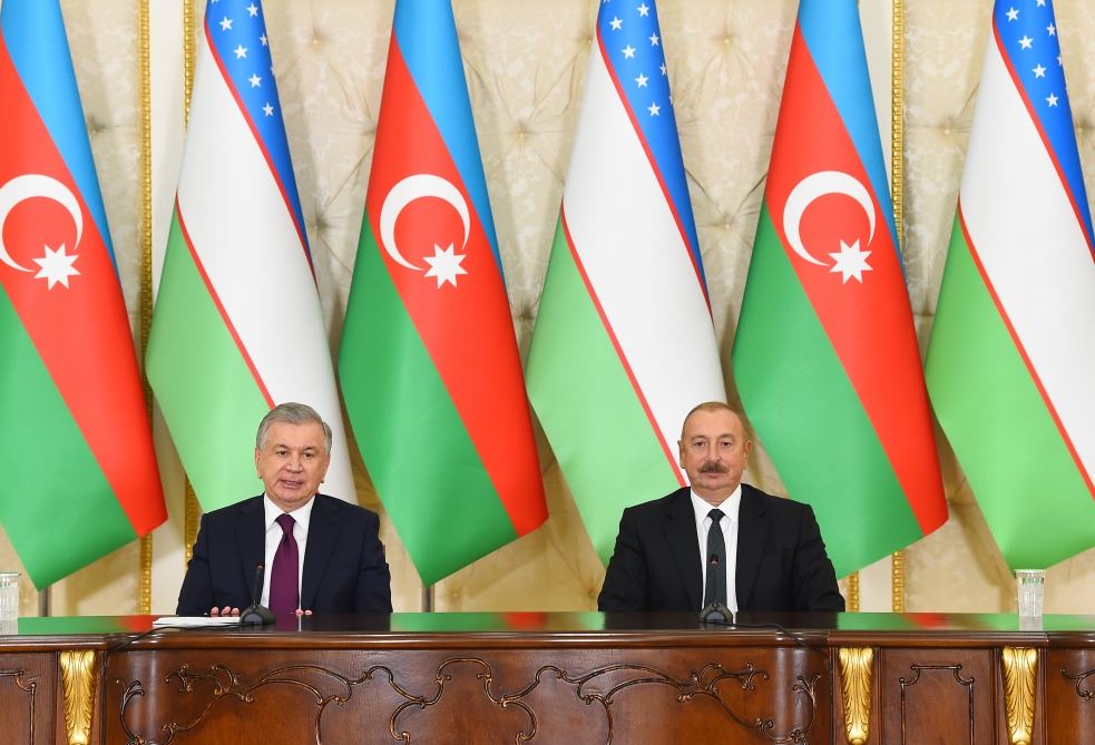 Узбекистан всегда радуется успехам Азербайджана - Шавкат Мирзиёев