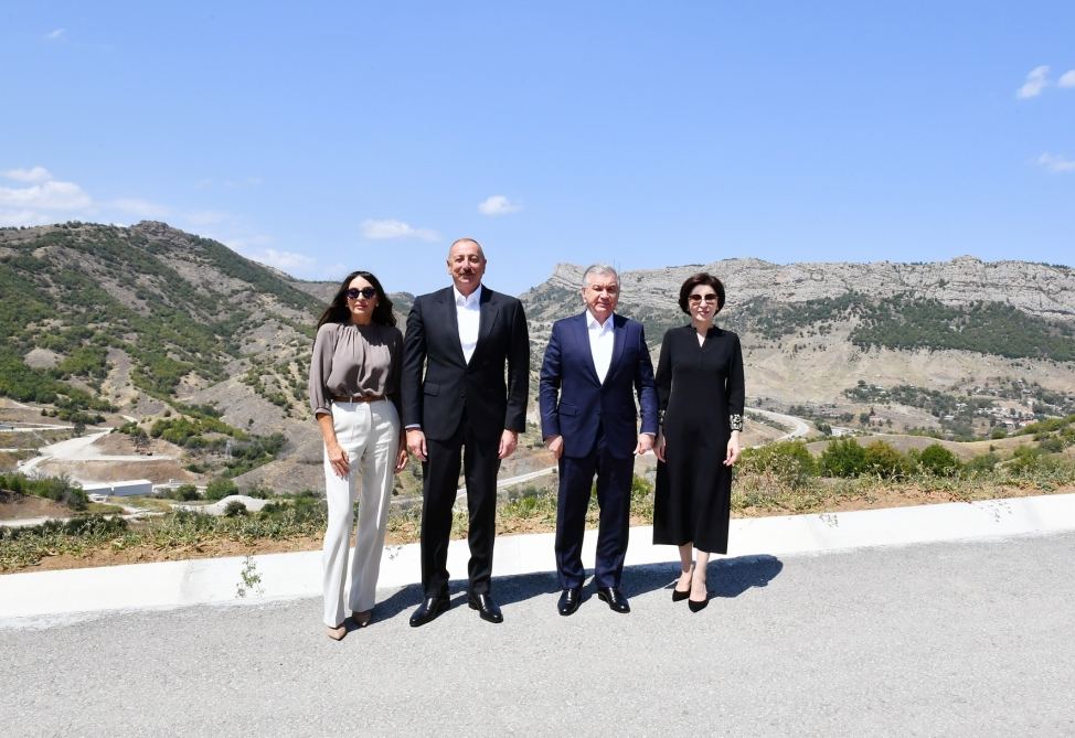 Azərbaycan ilə Özbəkistan prezidentləri və xanımları Şuşaya səfər ediblər (YENİLƏNİB) (FOTO)