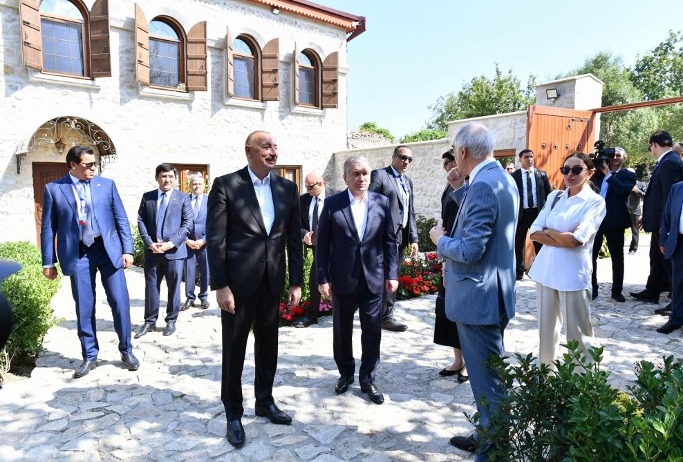 Azərbaycan ilə Özbəkistan prezidentləri və xanımları Şuşaya səfər ediblər (YENİLƏNİB) (FOTO)