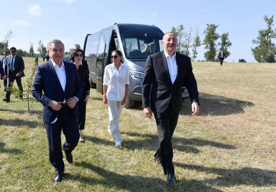 Azərbaycan ilə Özbəkistan prezidentləri və xanımları Şuşaya səfər ediblər (YENİLƏNİB) (FOTO)