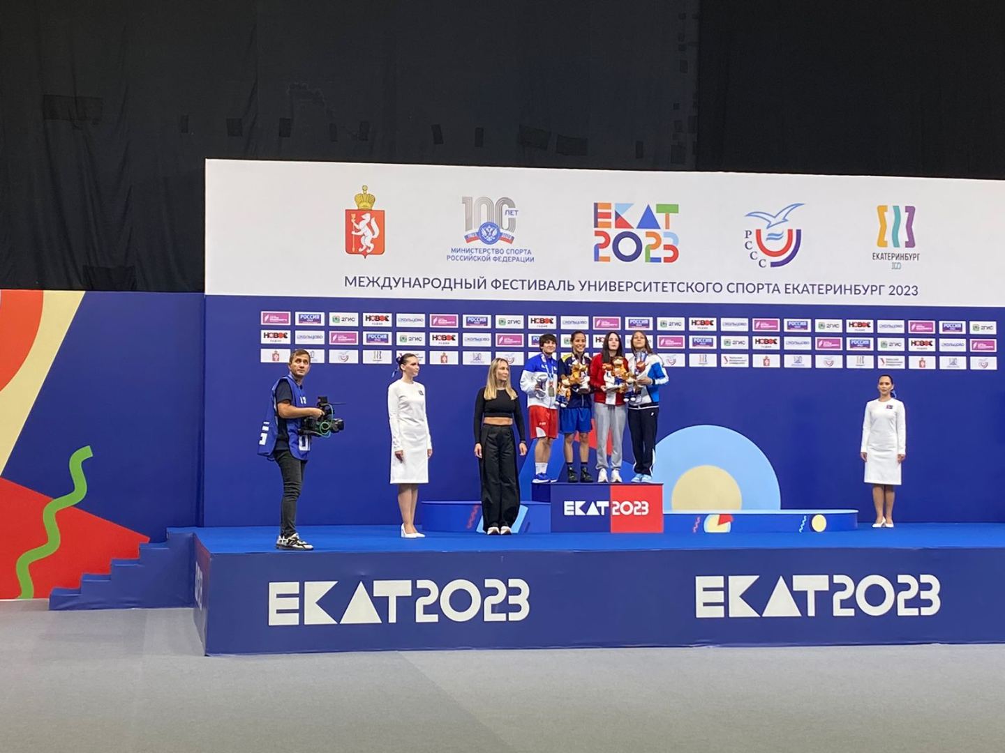 Азербайджанские спортсменки завоевали медали в соревнованиях по боксу в Екатеринбурге