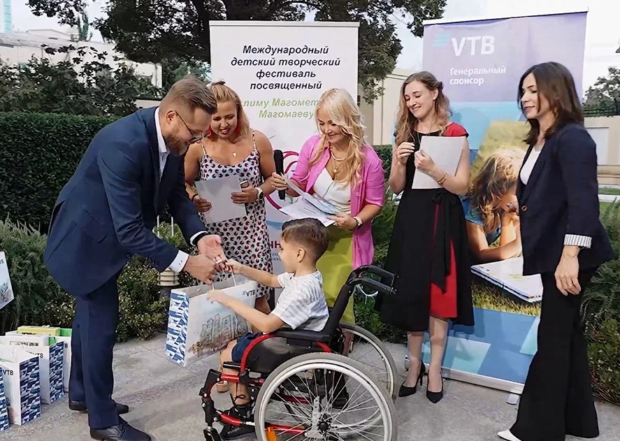 VTB (Azərbaycan) ilk uşaq və gənclərin yaradıcılıq festivalının baş sponsoru oldu