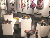 Творческие женщины Азербайджана представили выставку изделий ручной работы (ФОТО)