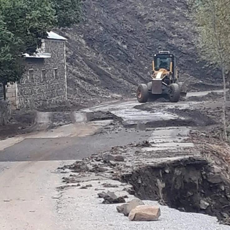 Селевые потоки вывели из строя участок дороги в Ярдымлинском районе