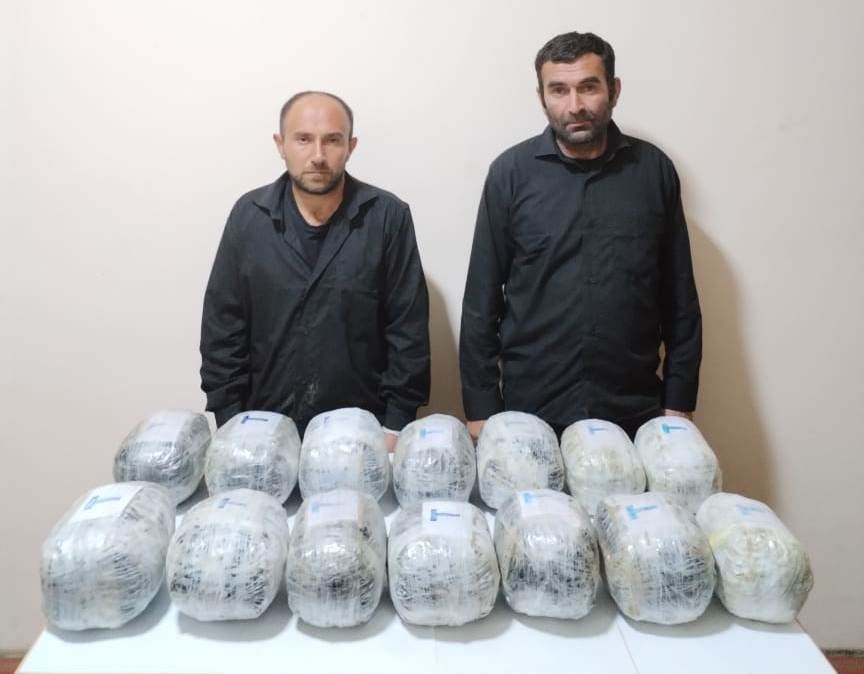 İrandan Azərbaycana 14 kiloqram narkotik keçirənlər tutuldu (FOTO)